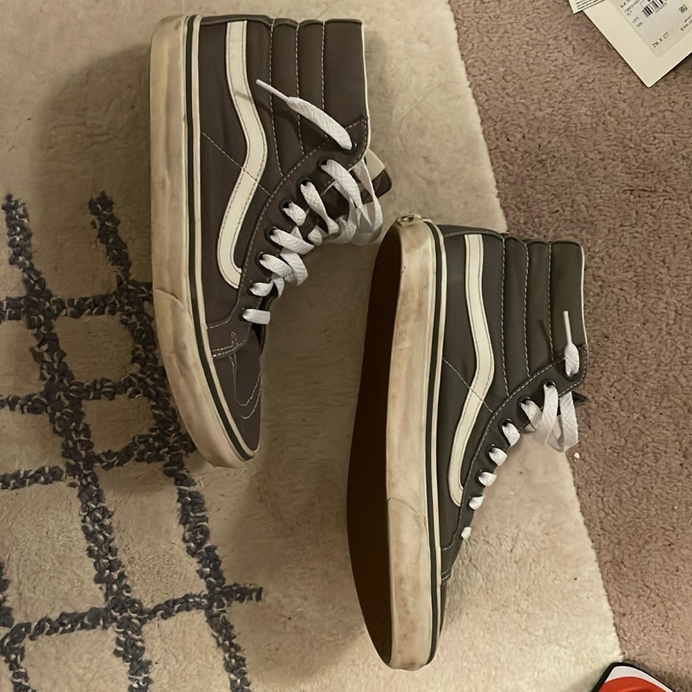 Vans high tops grey white.